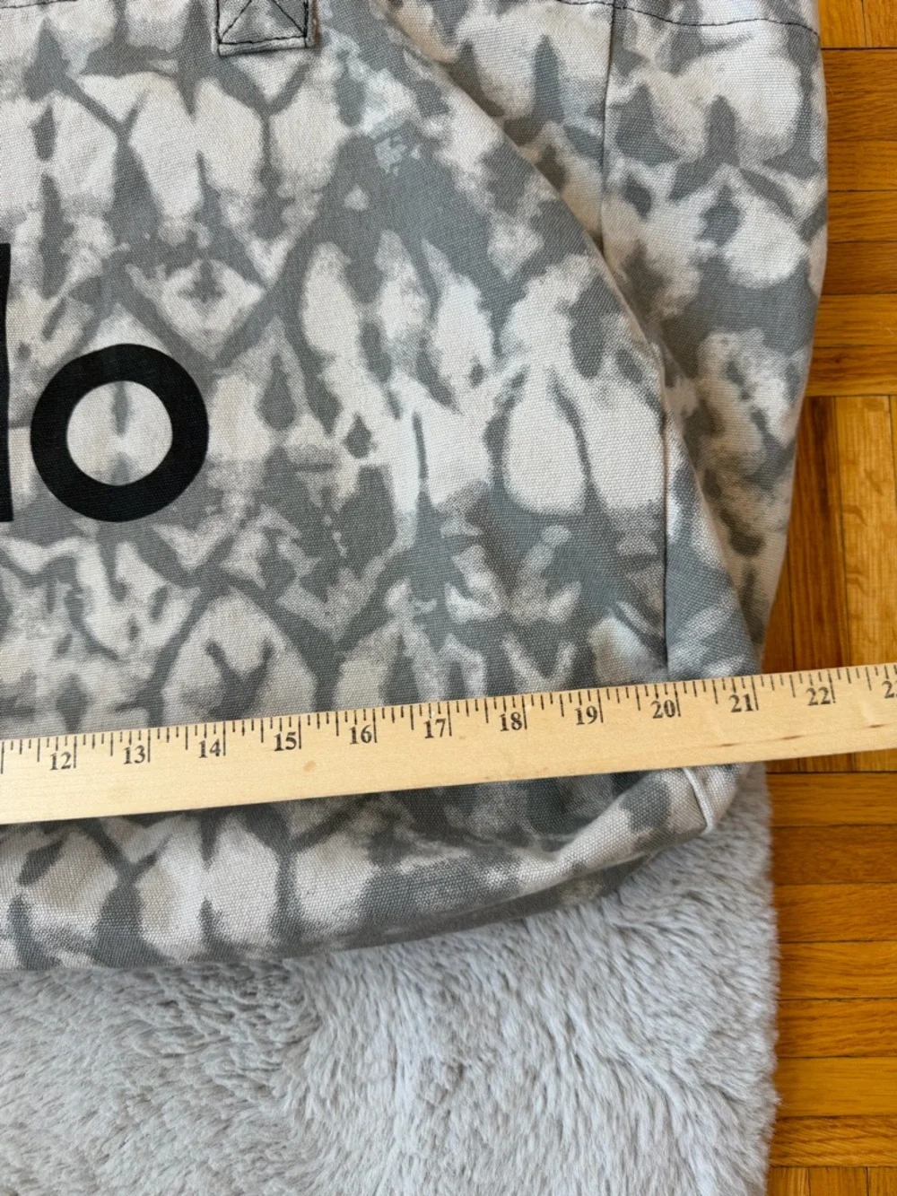 ALO Yoga Gray Tie-Dye Canvas Tote‎ Bag